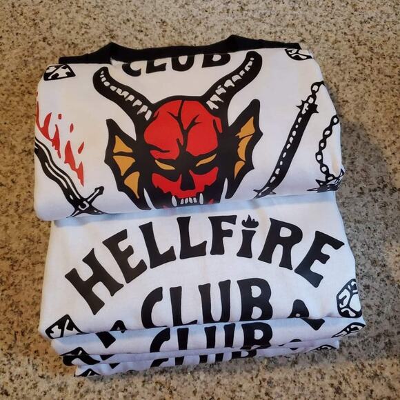 Hellfire Club Stranger Things T-Shirt, Black and White Raglan Baseball Tee, XL - Picture 3 of 6